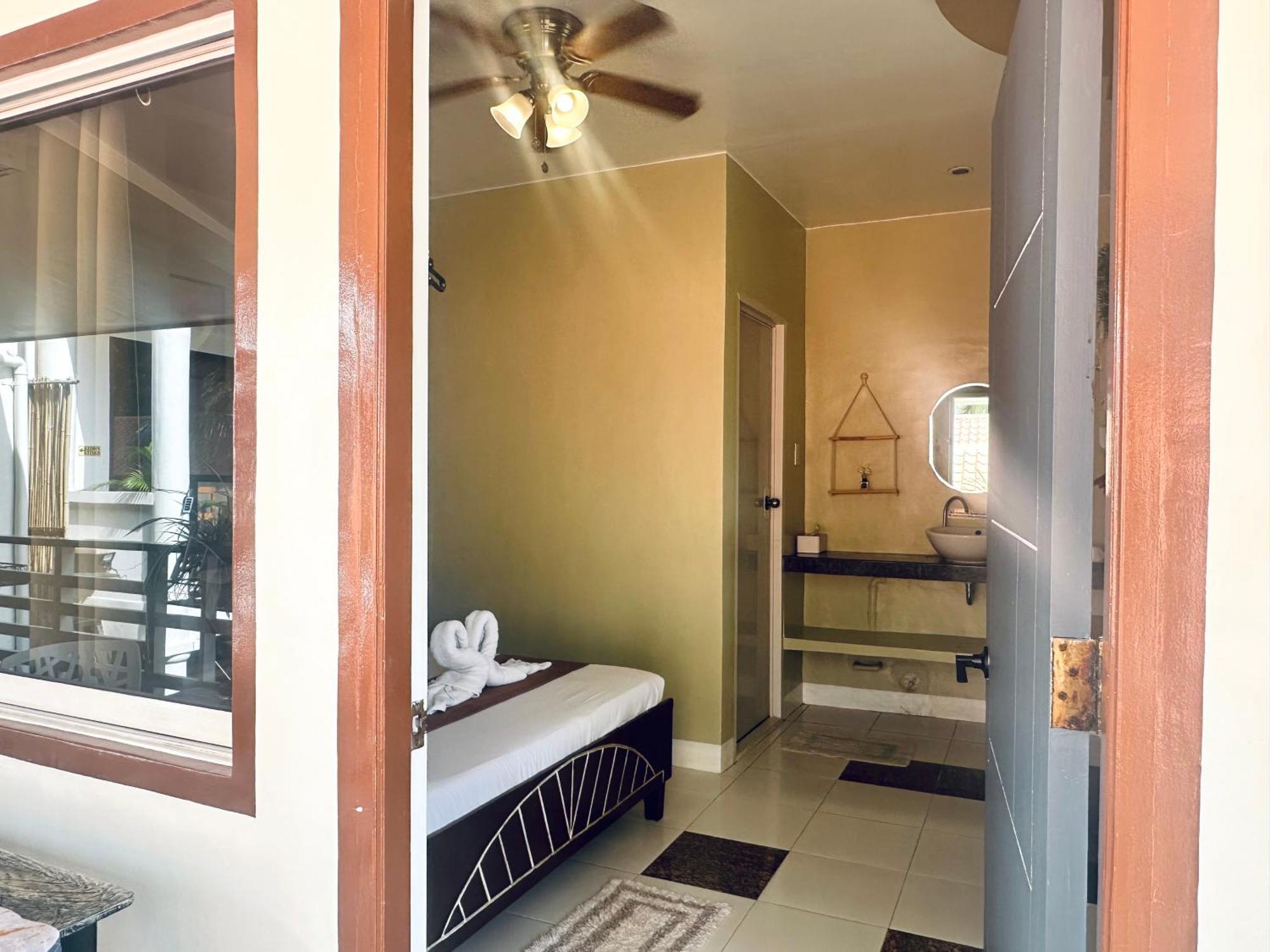 Panari Lodge El Nido Room photo